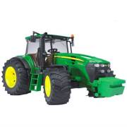 Bruder John Deere 5115M Traktör BR02106