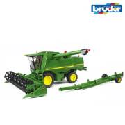 Bruder John Deere T670İ Biçerdöver BR02132