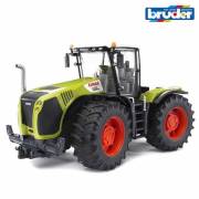 Bruder Class Xerion 5000 Traktör BR03015